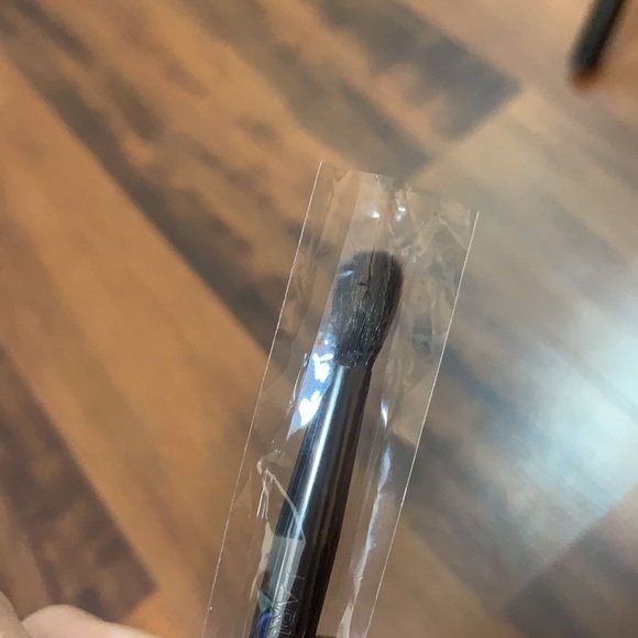 Laruce Tapered Blending Brush LR007 - Picture 6 of 10